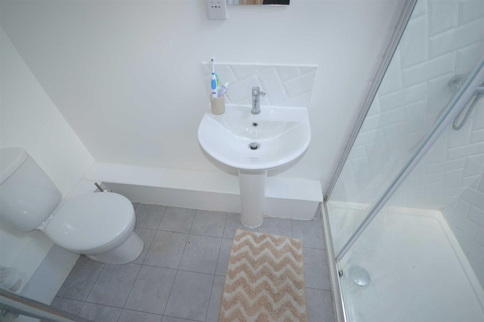Ensuite Shower Room
